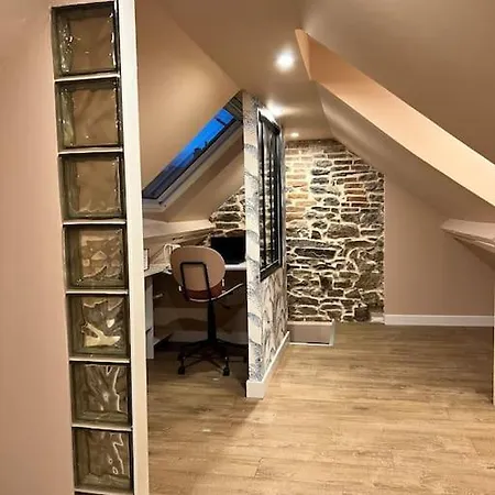 Vakantiehuis Petite Maison De Avec Cour *