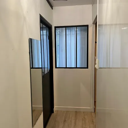 Petite Maison De Avec Cour