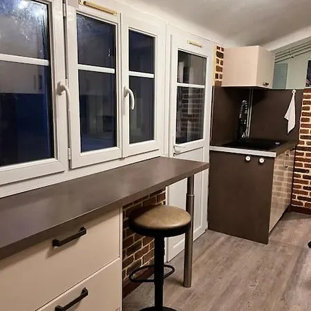 Vakantiehuis Petite Maison De Avec Cour